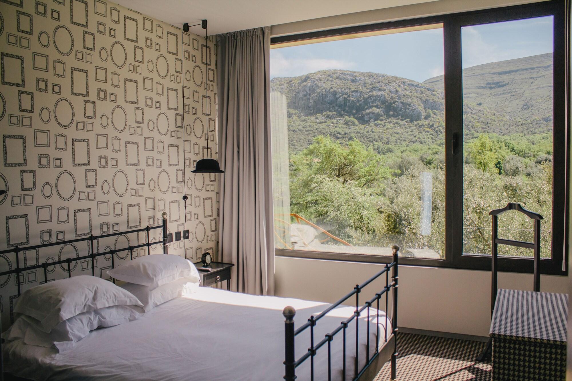 Cooking And Nature - Emotional Hotel Alvados Bagian luar foto